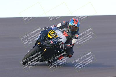 media/Sep-11-2022-SoCal Trackdays (Sun) [[81b7e951af]]/Bowl (820am)/